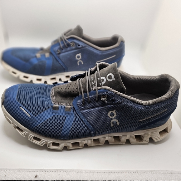 On cloud - Picture 14 of 14